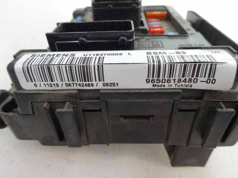 CAJA RELES FUSIBLES PEUGEOT PARTNER 2006 2.0 HDI (90 CV)