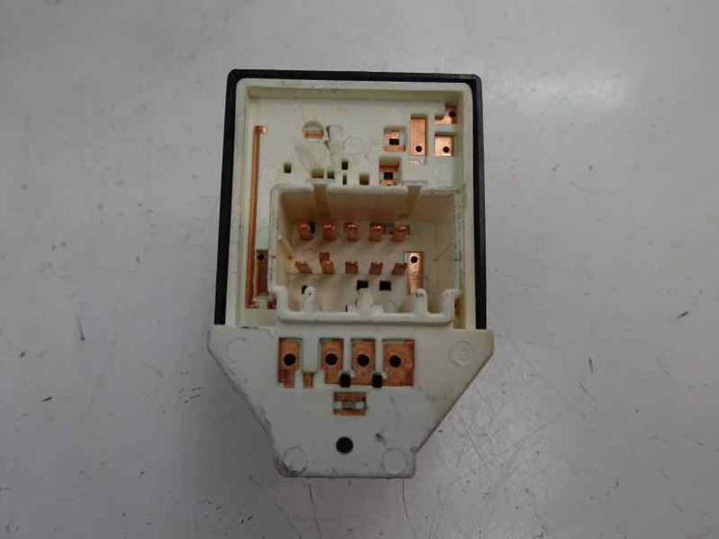 MANDO RETROVISOR KIA CEE D 2009 1.6 (126 CV)