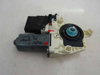 MOTOR ELEVALUNAS TRASERO DERECHO SEAT LEON 2011 1.6 TDI (105 CV)