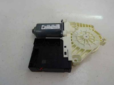 MOTOR ELEVALUNAS DELANTERO DERECHO SEAT LEON 2011 1.6 TDI (105 CV)