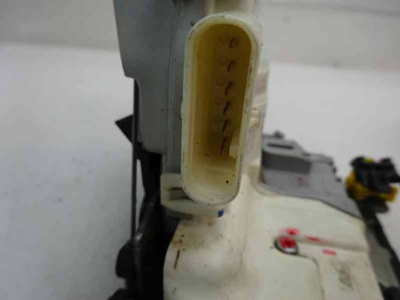 CERRADURA PUERTA TRASERA IZQUIERDA SEAT LEON 2011 1.6 TDI (105 CV)