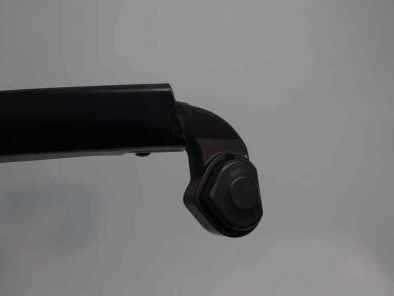 BRAZO LIMPIA DELANTERO IZQUIERDO SEAT LEON 2011 1.6 TDI (105 CV)