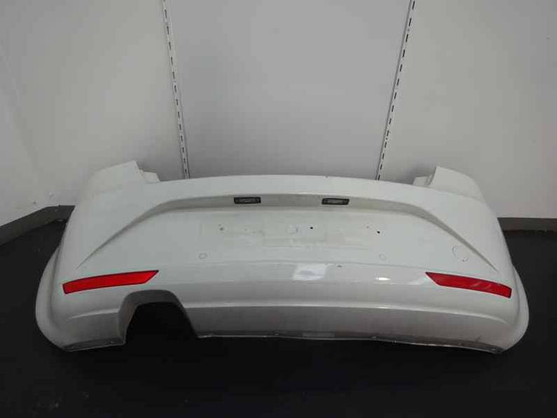 PARAGOLPES TRASERO SEAT LEON 2011 1.6 TDI (105 CV)