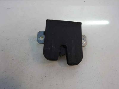 CERRADURA MALETERO PORTON VOLKSWAGEN POLO 2002 1.9 SDI (64 CV)