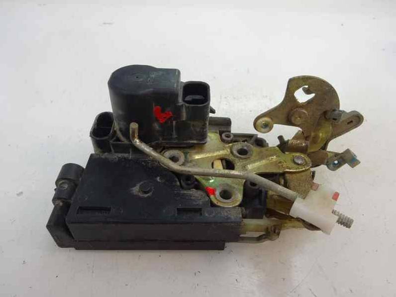 CERRADURA PUERTA TRASERA DERECHA SSANGYONG REXTON 2006 2.7 TURBODIESEL (163 CV)