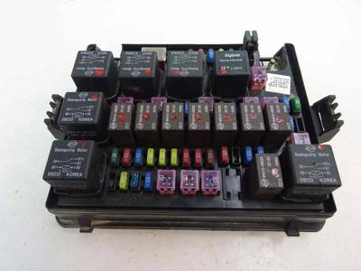 CAJA RELES FUSIBLES SSANGYONG REXTON 2006 2.7 TURBODIESEL (163 CV)