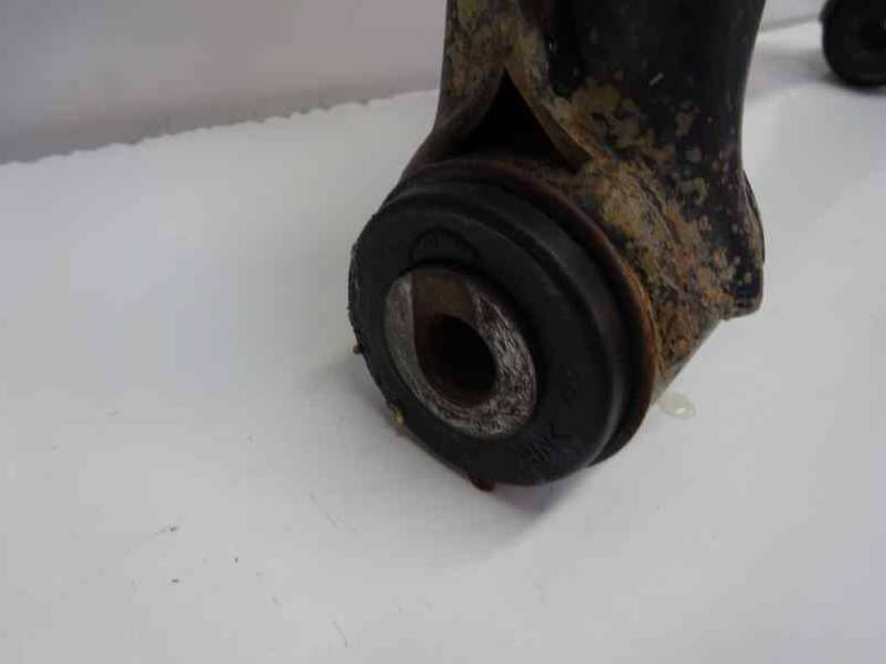 BRAZO SUSPENSION INFERIOR DELANTERO DERECHO SSANGYONG REXTON 2006 2.7 TURBODIESEL (163 CV)