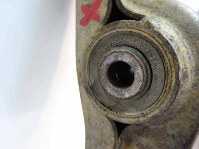 BRAZO SUSPENSION INFERIOR DELANTERO IZQUIERDO SSANGYONG REXTON 2006 2.7 TURBODIESEL (163 CV)