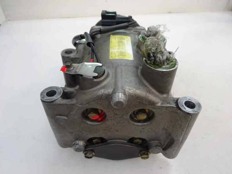 COMPRESOR AIRE ACONDICIONADO FORD FOCUS BERLINA 2001 1.8 TDDI TURBODIESEL (90 CV)