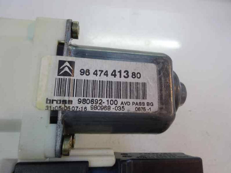 MOTOR ELEVALUNAS DELANTERO DERECHO CITROEN C4 BERLINA 2005 1.4 16V (88 CV)