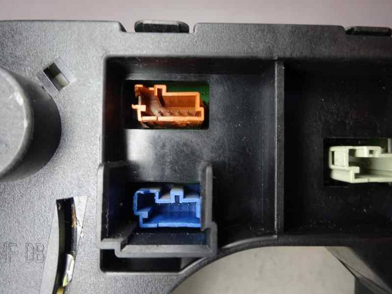 MANDO MULTIFUNCION CITROEN C4 BERLINA 2005 1.4 16V (88 CV)