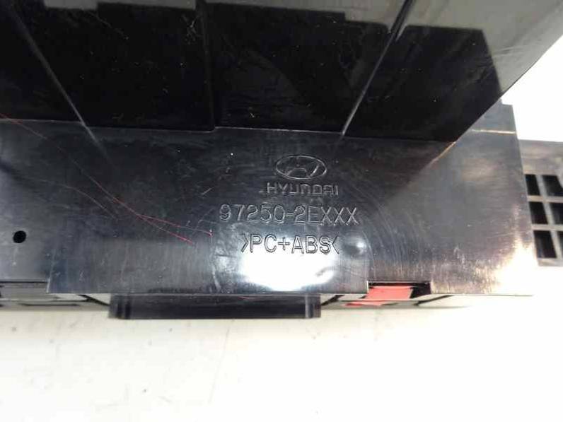 MANDO CLIMATIZADOR HYUNDAI TUCSON 2006 2.0 CRDI (140 CV)