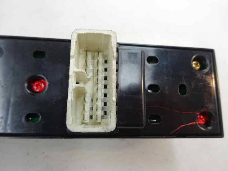 MANDO ELEVALUNAS DELANTERO IZQUIERDO HYUNDAI TUCSON 2006 2.0 CRDI (140 CV)