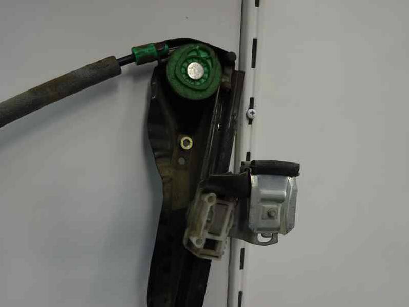 ELEVALUNAS DELANTERO IZQUIERDO FORD FOCUS BERLINA 2001 1.8 TDDI TURBODIESEL (90 CV)