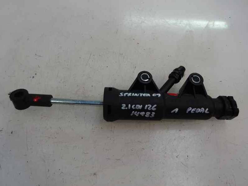 BOMBA EMBRAGUE MERCEDES SPRINTER II JAMES COOK 2009 2.1 CDI (129 CV)