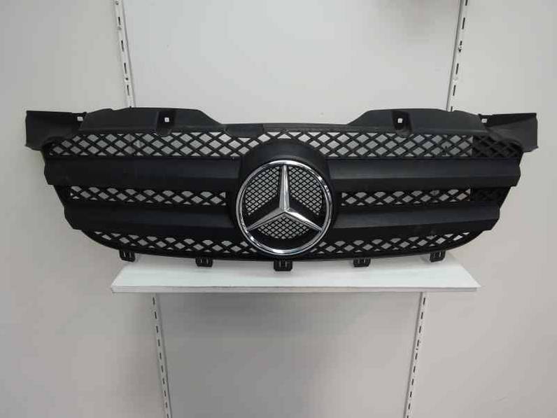 REJILLA DELANTERA MERCEDES SPRINTER II JAMES COOK 2009 2.1 CDI (129 CV)