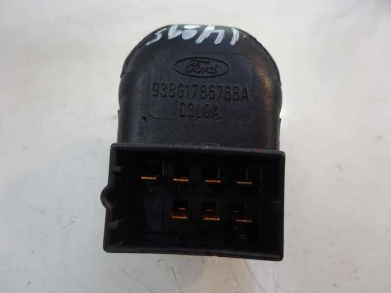 MANDO RETROVISOR FORD FOCUS BERLINA 2001 1.6 16V (101 CV)