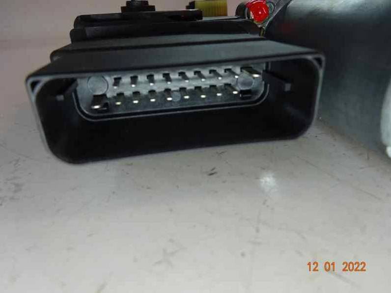 MOTOR ELEVALUNAS TRASERO IZQUIERDO VOLKSWAGEN PASSAT BERLINA 1999 1.9 TDI (116 CV)