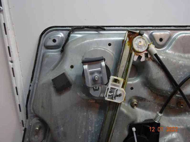 ELEVALUNAS DELANTERO IZQUIERDO VOLKSWAGEN PASSAT BERLINA 1999 1.9 TDI (116 CV)