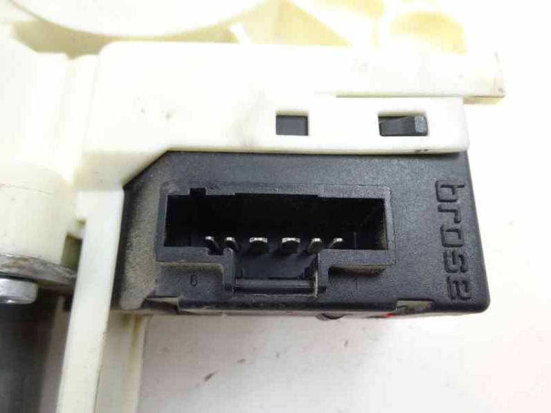 MOTOR ELEVALUNAS TRASERO DERECHO RENAULT LAGUNA GRANDTOUR III 2011 2.0 DCI D (131 CV)