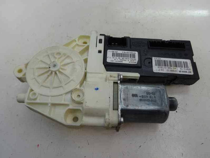 MOTOR ELEVALUNAS DELANTERO DERECHO RENAULT LAGUNA GRANDTOUR III 2011 2.0 DCI D (131 CV)