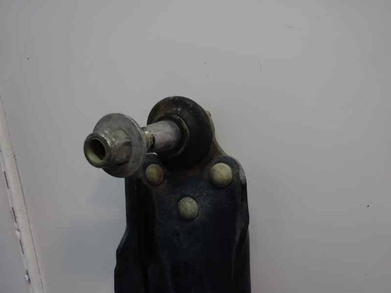 BRAZO SUSPENSION INFERIOR DELANTERO DERECHO RENAULT LAGUNA GRANDTOUR III 2011 2.0 DCI D (131 CV)