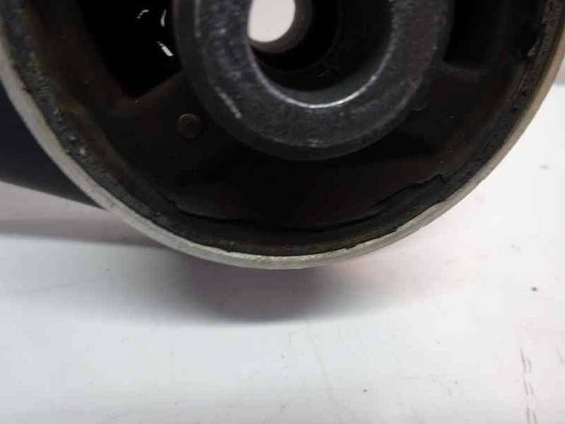 BRAZO SUSPENSION INFERIOR DELANTERO DERECHO RENAULT LAGUNA GRANDTOUR III 2011 2.0 DCI D (131 CV)