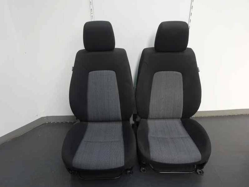 JUEGO ASIENTOS COMPLETO KIA CEE D 2012 1.6 CRDI (116 CV)