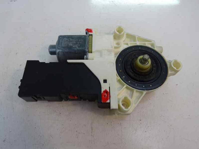 MOTOR ELEVALUNAS DELANTERO IZQUIERDO PEUGEOT 407 2005 1.6 HDI (109 CV)