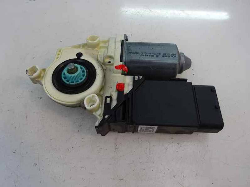 MOTOR ELEVALUNAS DELANTERO IZQUIERDO SEAT LEON 2005 1.9 TDI (110 CV)
