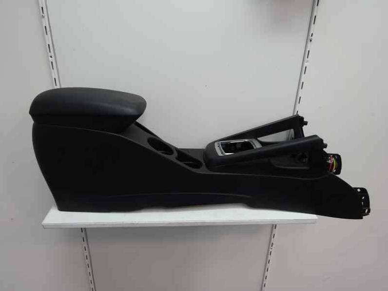 APOYABRAZOS CENTRAL KIA CEE D 2012 1.6 CRDI (116 CV)