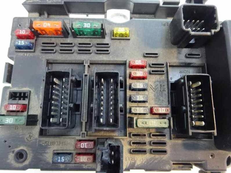CAJA RELES FUSIBLES PEUGEOT 307 CC 2003 2.0 16V (136 CV)