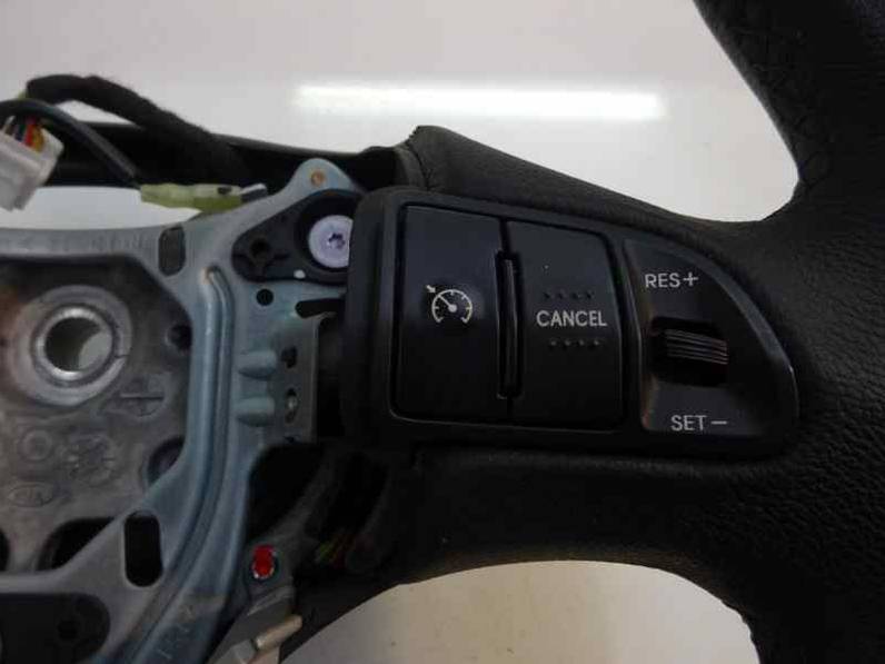 VOLANTE KIA CEE D 2012 1.6 CRDI (116 CV)