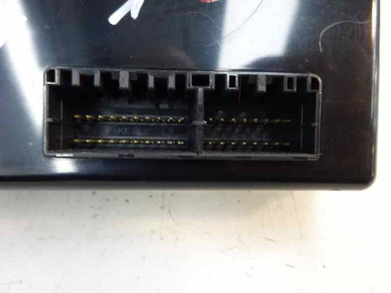 CAJA RELES FUSIBLES KIA CEE D 2012 1.6 CRDI (116 CV)