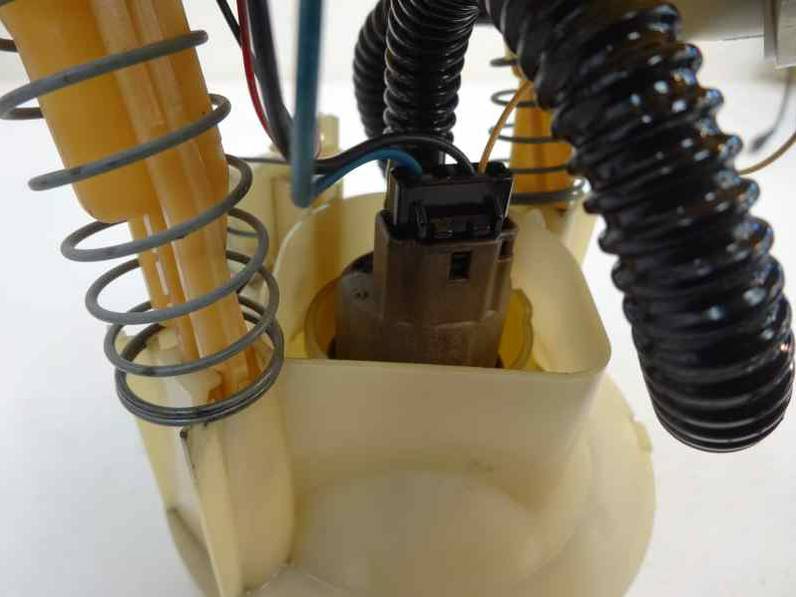 BOMBA COMBUSTIBLE RENAULT MEGANE I COUPE FASE 2 2002 1.6 (107 CV)