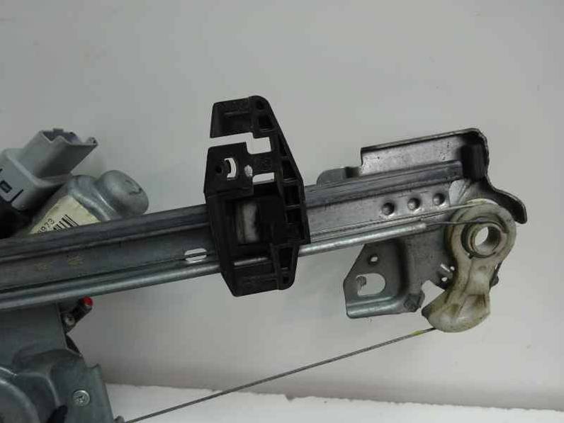 ELEVALUNAS DELANTERO IZQUIERDO CITROEN C3 2008 1.4 HDI (68 CV)