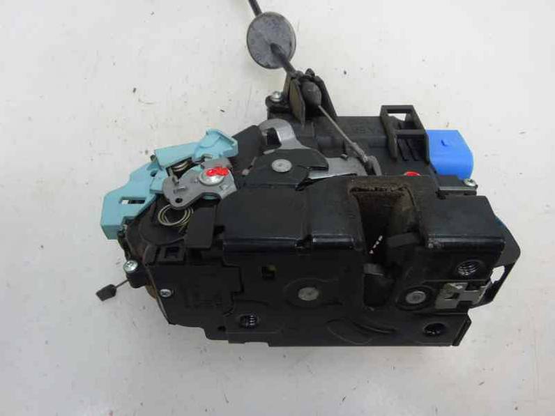 CERRADURA PUERTA DELANTERA IZQUIERDA VOLKSWAGEN CADDY KA KB 2010 1.9 TDI (105 CV)