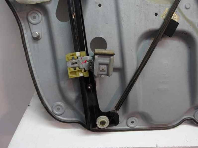 ELEVALUNAS DELANTERO DERECHO VOLKSWAGEN CADDY KA KB 2010 1.9 TDI (105 CV)