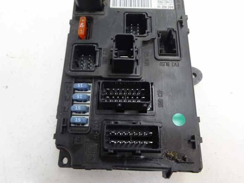 CAJA RELES FUSIBLES PEUGEOT 407 2006 2.0 16V HDI (136 CV)