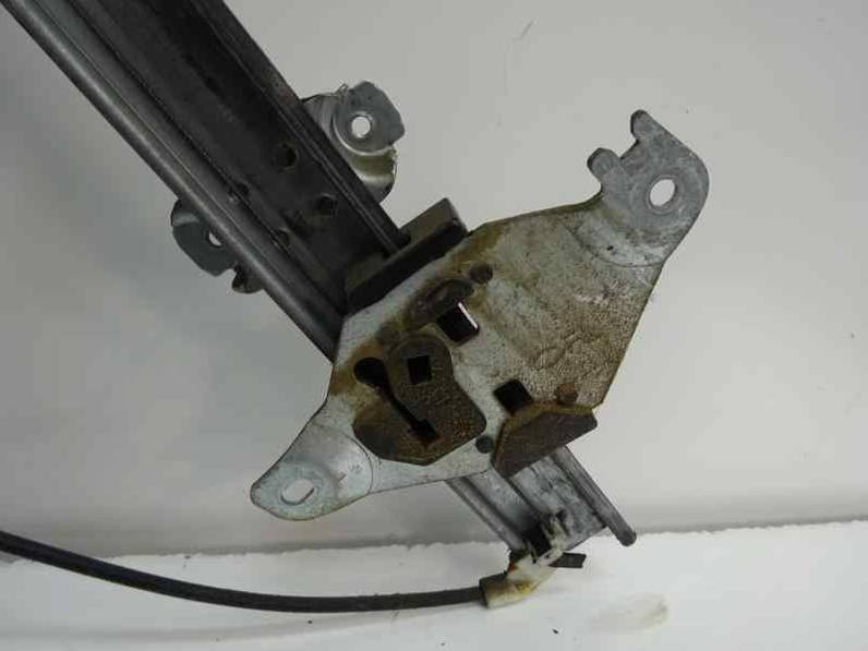 ELEVALUNAS DELANTERO IZQUIERDO NISSAN PRIMERA BERLINA 2000 2.0 TURBODIESEL (90 CV)