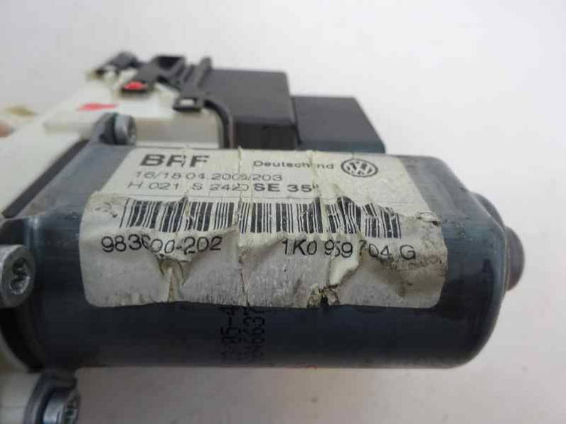 MOTOR ELEVALUNAS TRASERO DERECHO SEAT LEON 2006 2.0 TDI (140 CV)