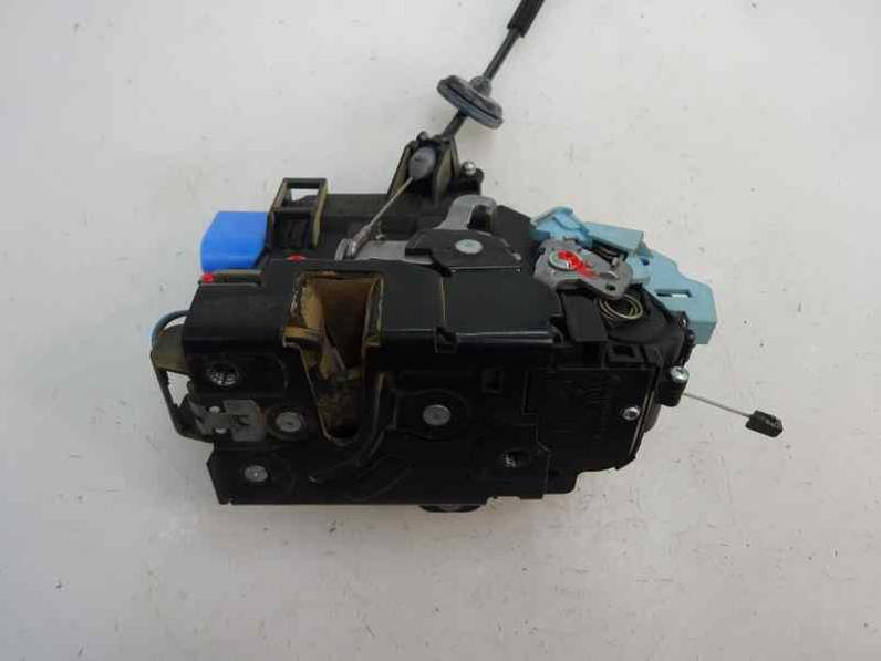 CERRADURA PUERTA DELANTERA DERECHA VOLKSWAGEN CADDY KA KB 2008 1.9 TDI (105 CV)