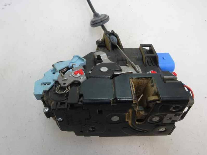 CERRADURA PUERTA DELANTERA IZQUIERDA VOLKSWAGEN CADDY KA KB 2008 1.9 TDI (105 CV)