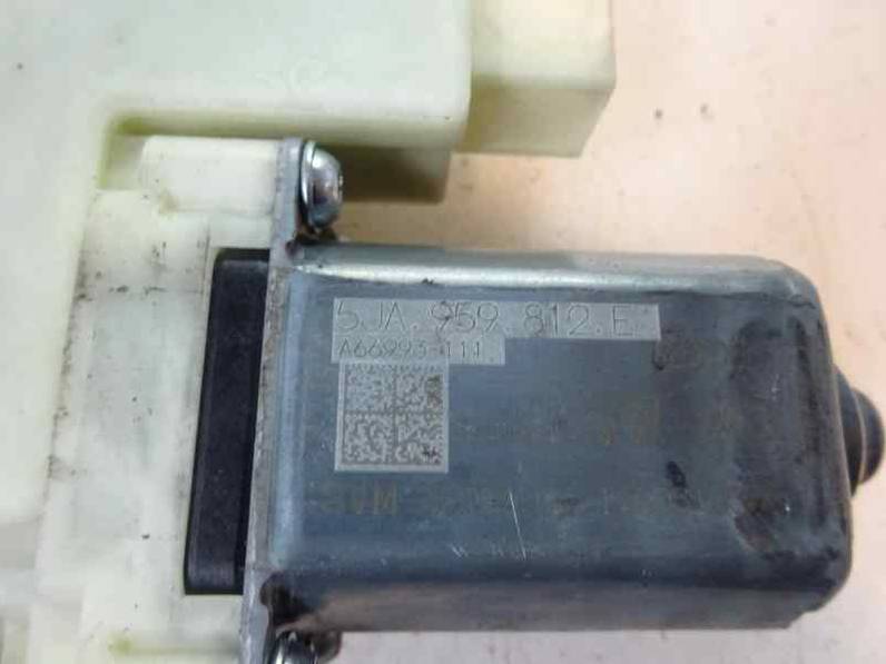 MOTOR ELEVALUNAS DELANTERO DERECHO SEAT TOLEDO 2013 1.6 TDI (105 CV)