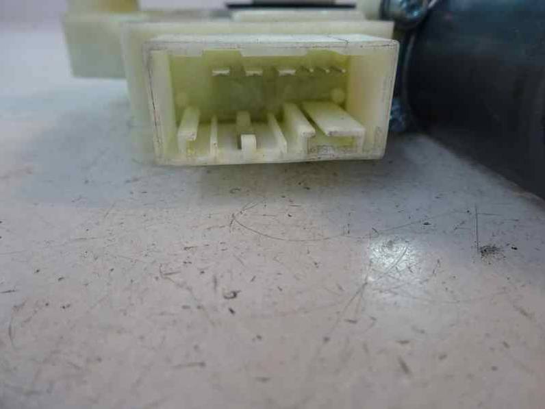 MOTOR ELEVALUNAS DELANTERO DERECHO SEAT TOLEDO 2013 1.6 TDI (105 CV)