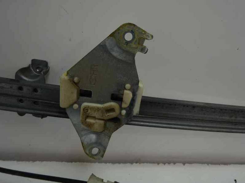 ELEVALUNAS DELANTERO DERECHO NISSAN ALMERA TINO 2005 2.2 DCI D (112 CV)