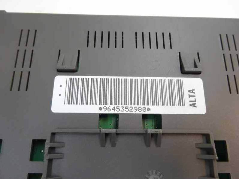 CAJA RELES FUSIBLES CITROEN C5 BERLINA 2001 2.0 HDI (109 CV)