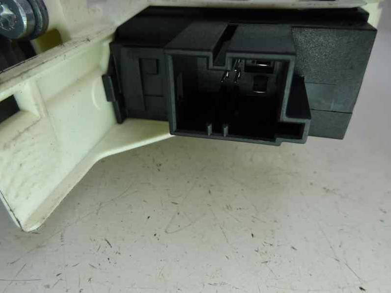 MOTOR ELEVALUNAS DELANTERO IZQUIERDO AUDI A6 BERLINA 2006 2.0 TDI (140 CV)