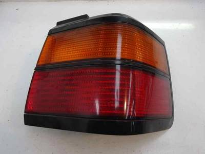 PILOTO TRASERO DERECHO VOLKSWAGEN PASSAT BERLINA 1993 2.0 (116 CV)