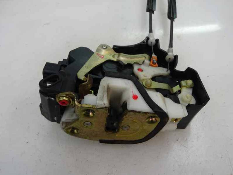 CERRADURA PUERTA DELANTERA DERECHA MITSUBISHI COLT BERLINA 3 2005 1.5 DI-D (95 CV)